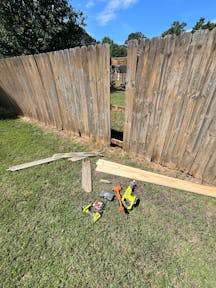 Fence repair Phoenix property
