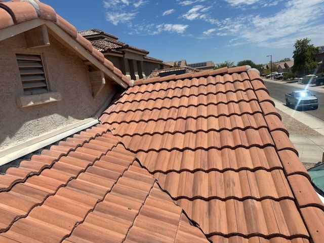 Pressure washing service addressing HOA exterior standards in San Tan Valley, AZ